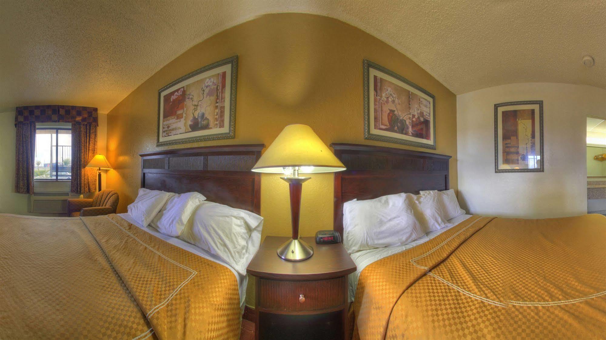 Rodeway Inn North Charleston - Ashley Phosphate Kültér fotó