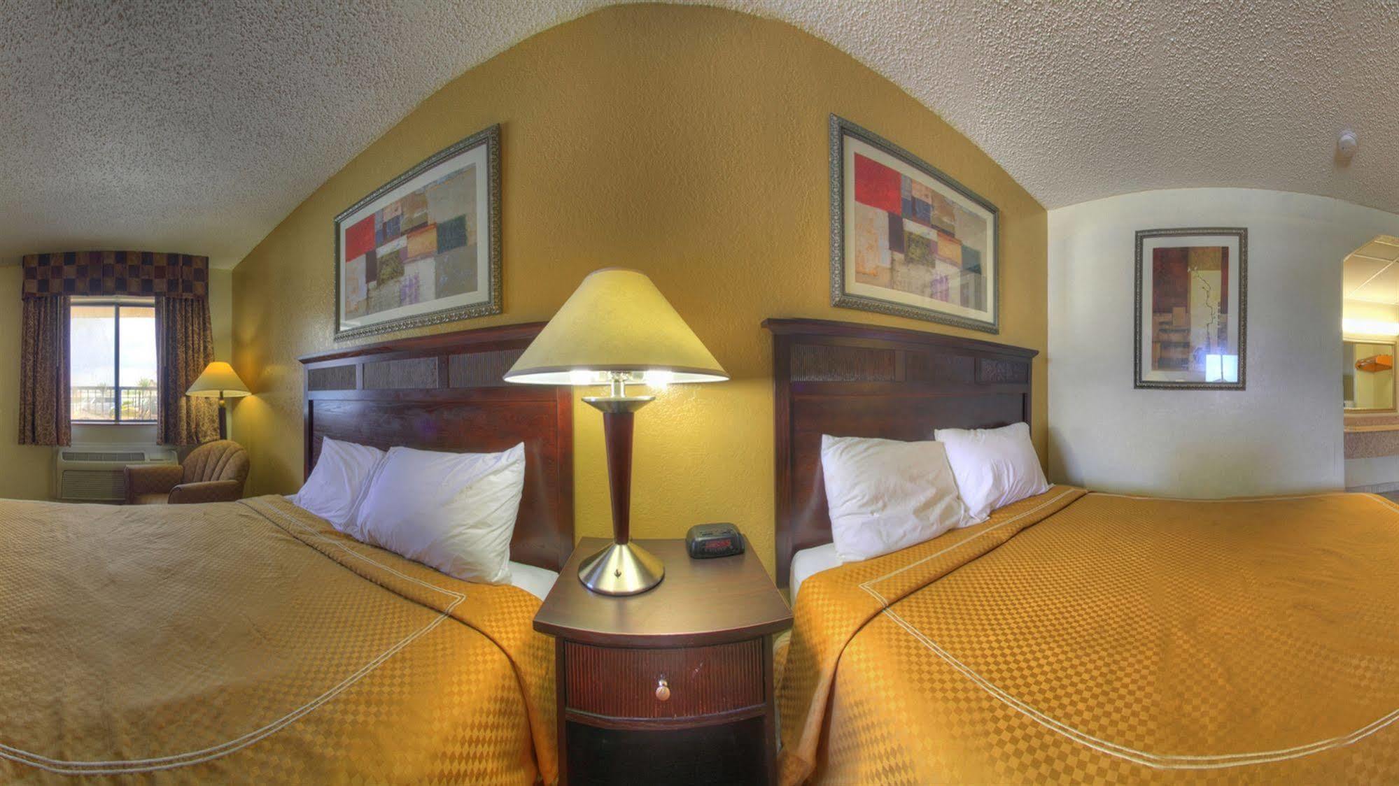 Rodeway Inn North Charleston - Ashley Phosphate Kültér fotó