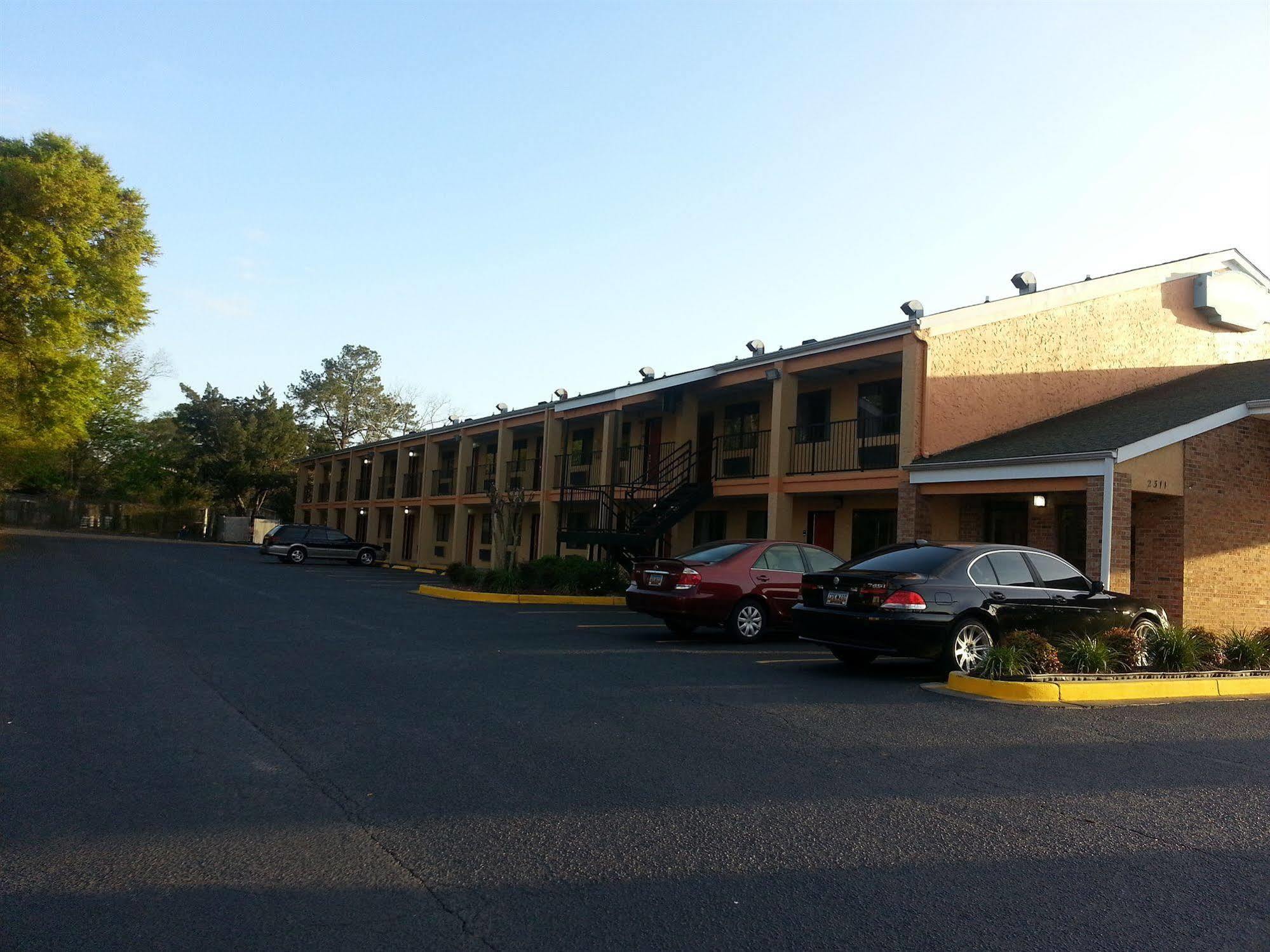 Rodeway Inn North Charleston - Ashley Phosphate Kültér fotó