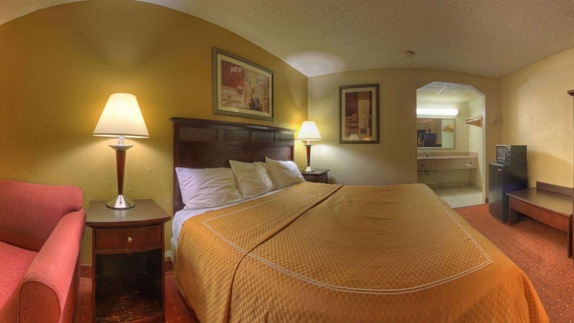 Rodeway Inn North Charleston - Ashley Phosphate Kültér fotó
