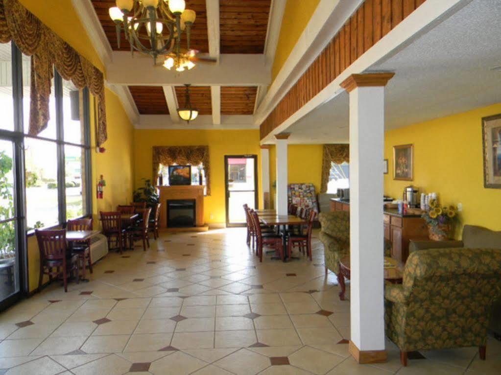 Rodeway Inn North Charleston - Ashley Phosphate Kültér fotó